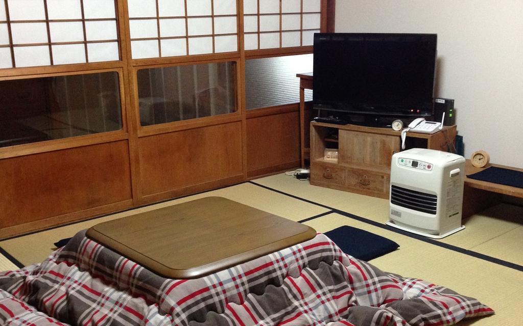 Guest House Yamashita-Ya Nanto Eksteriør bilde